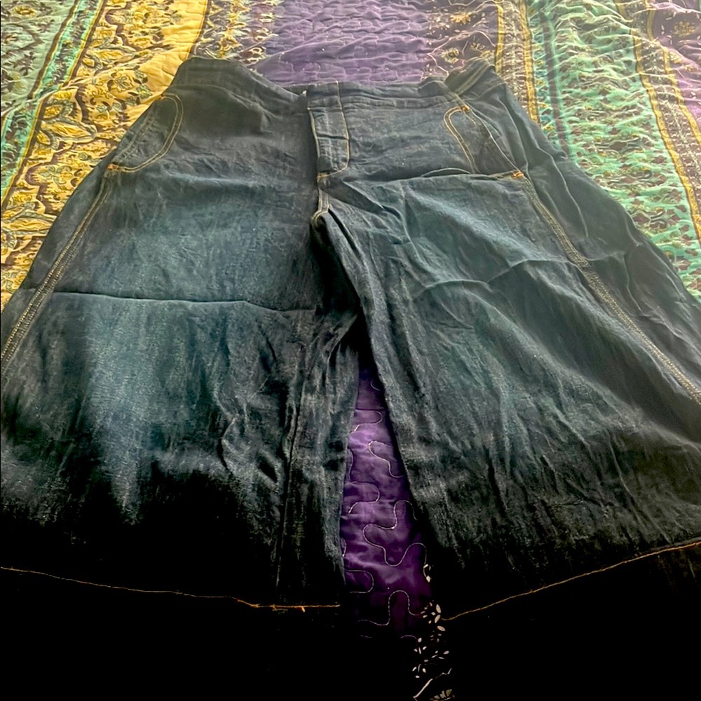 Pilcro denim wide leg culottes size 31